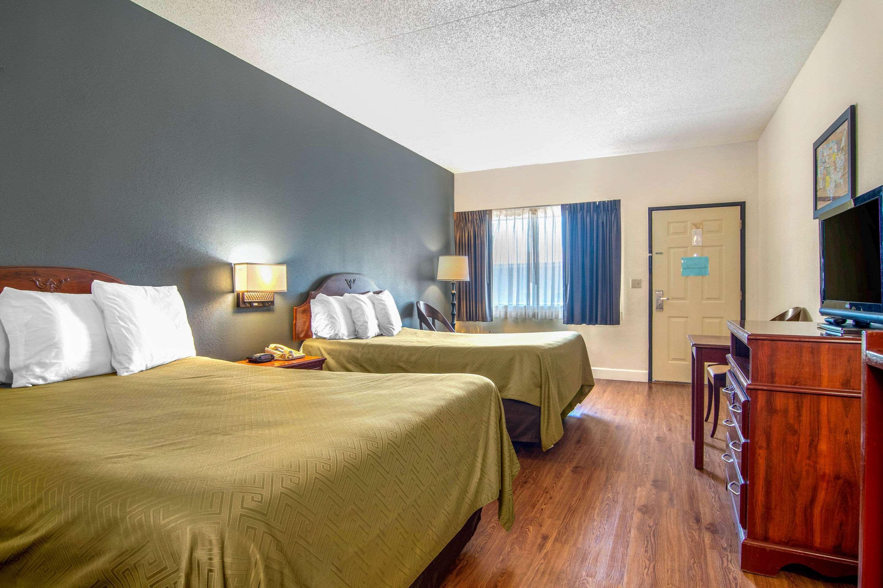 Econo Lodge Inn & Suites Fort Oglethorpe Exteriér fotografie