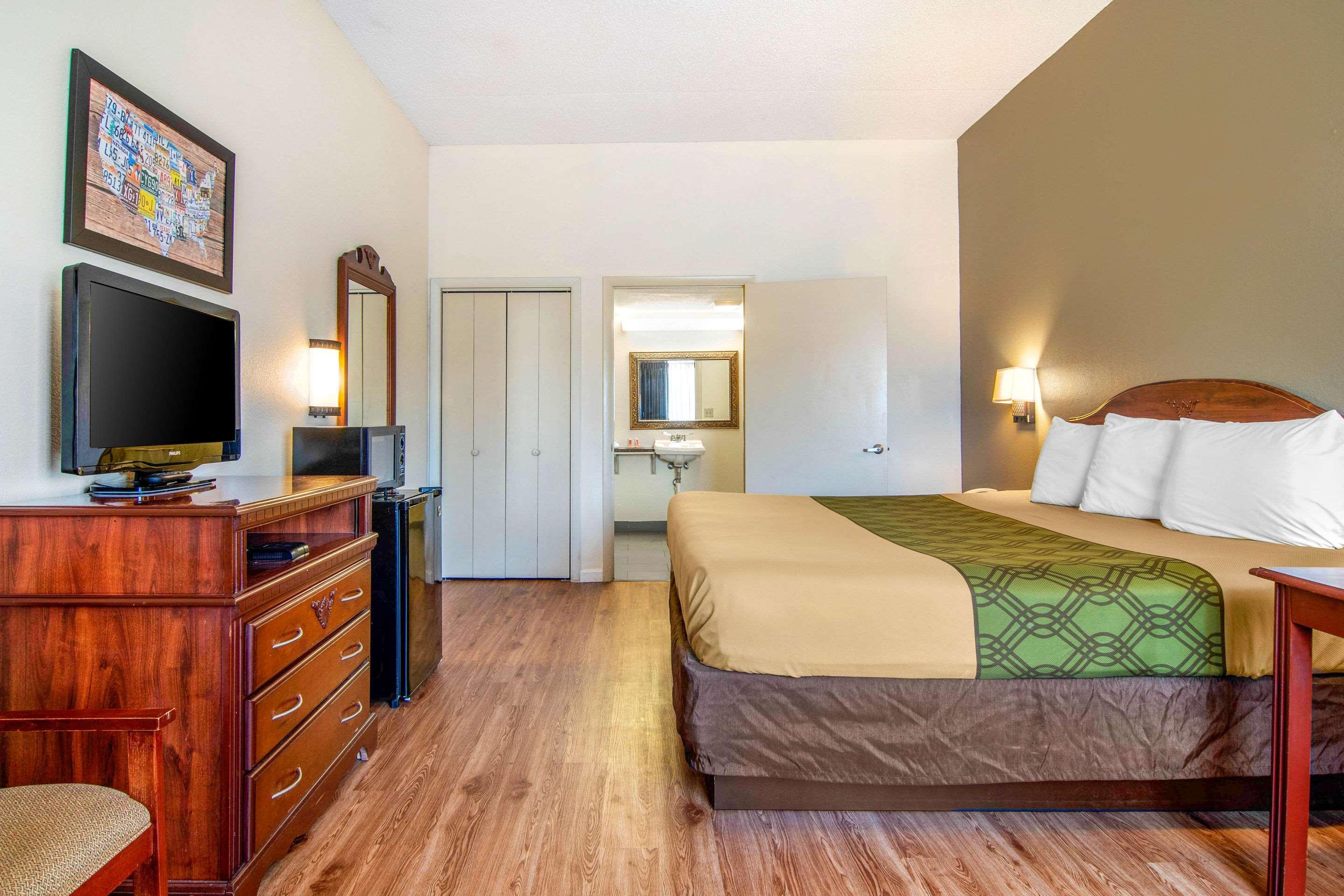 Econo Lodge Inn & Suites Fort Oglethorpe Exteriér fotografie