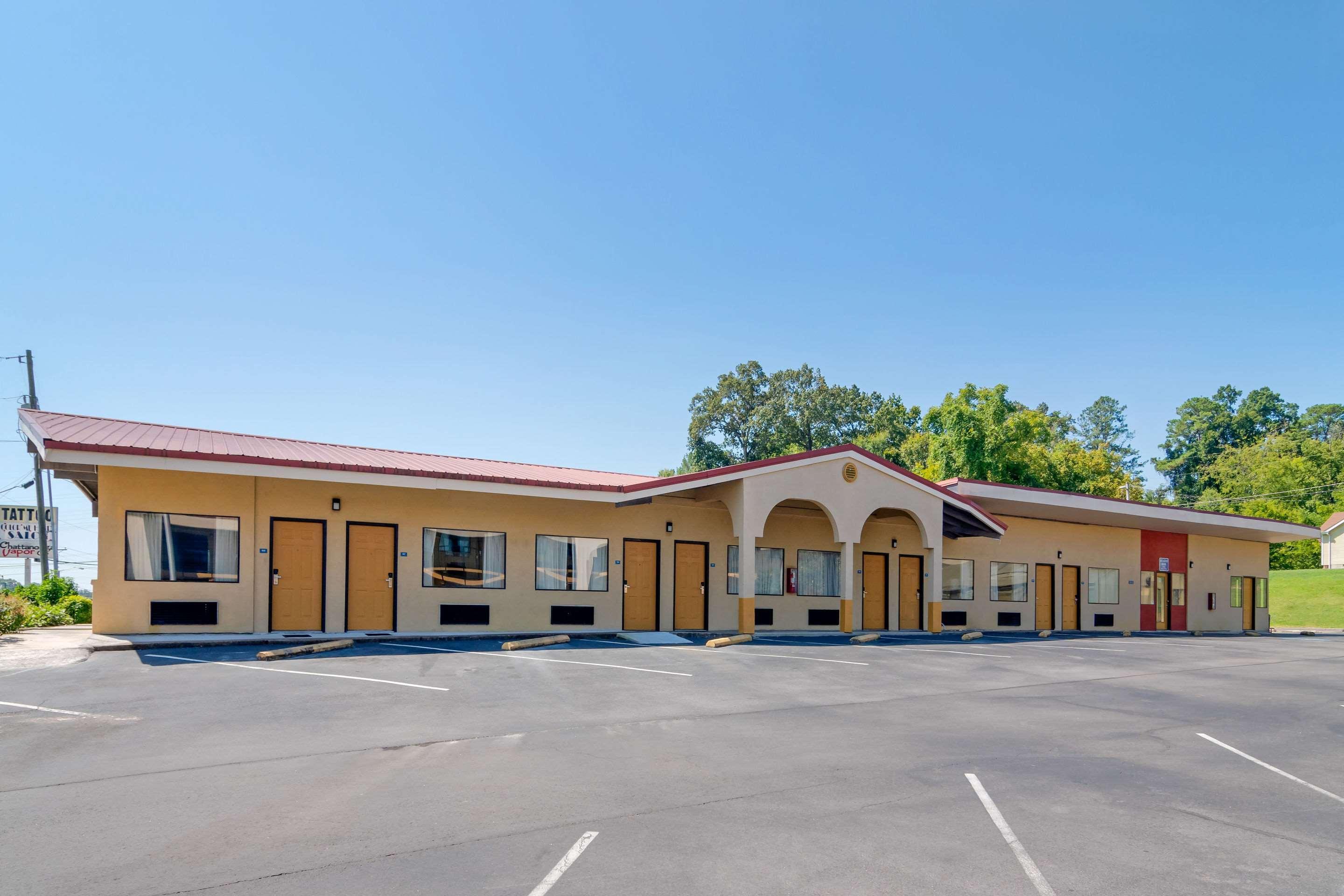Econo Lodge Inn & Suites Fort Oglethorpe Exteriér fotografie